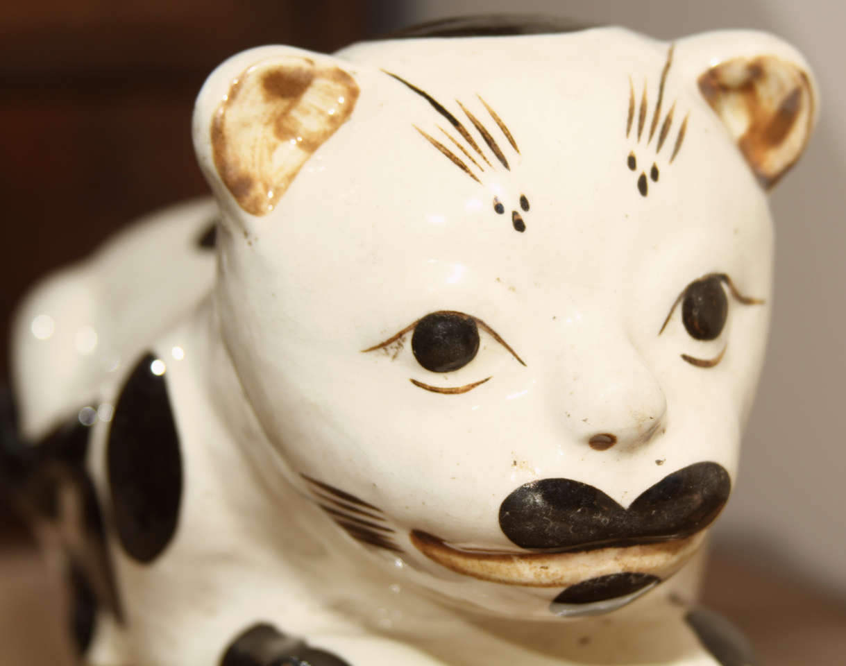 Chinese Porcelain Pillow in the form of a Cat In Excellent Condition In Seattle, WA