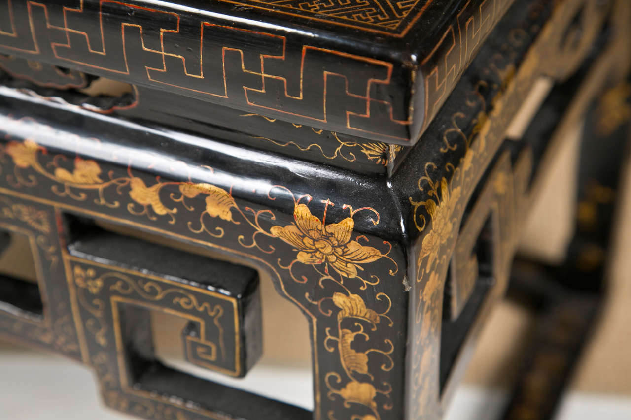Lacquered Chinese Side Table 1