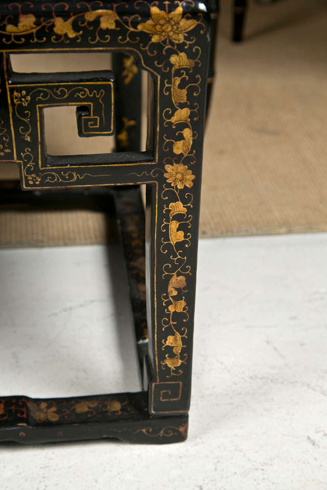 Lacquered Chinese Side Table 3