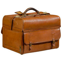 Early 20th Century English Gentleman's Traveling Necessaire