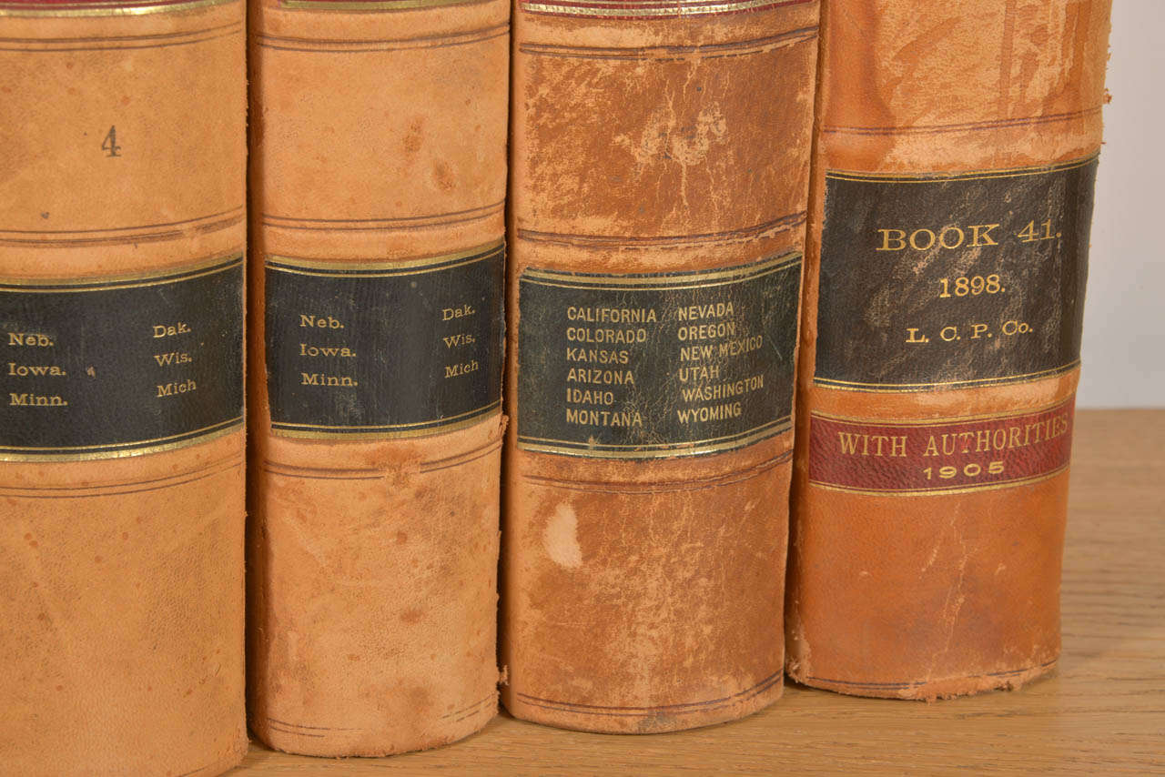 Northeastern Reporter & Lawyers Reports 1898-1906:: lot de 7 livres anciens État moyen à Houston, TX
