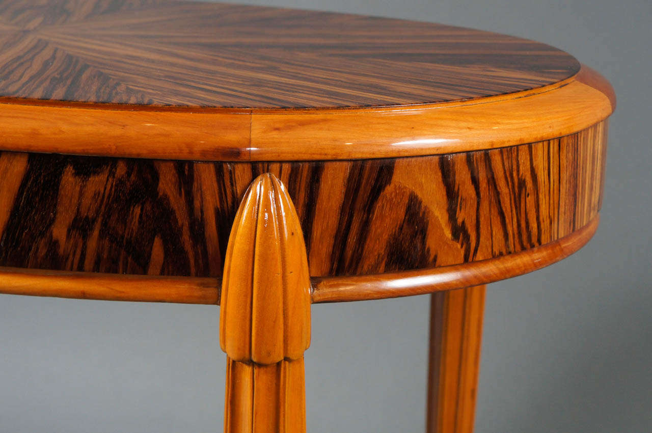 20th Century Oval Macassar Wood Table