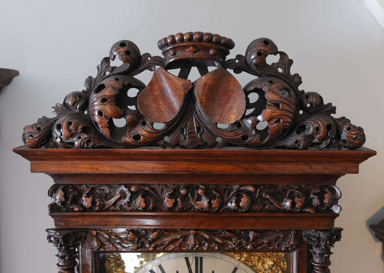 Baroque Early Dutch Walnut Veneered and Carved Longcase Clock by Huygens circa 1690 For Sale