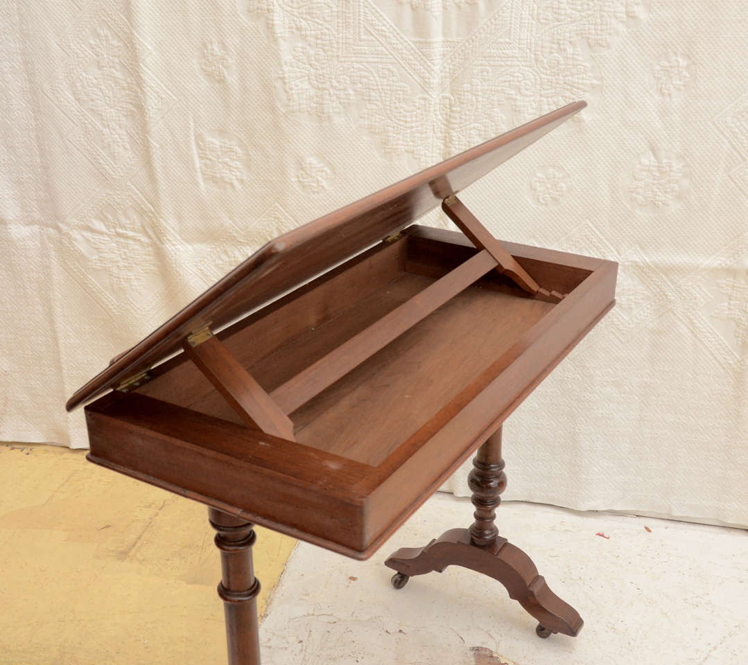English Walnut Ratchet Top Reading Table In Excellent Condition In Southampton, NY