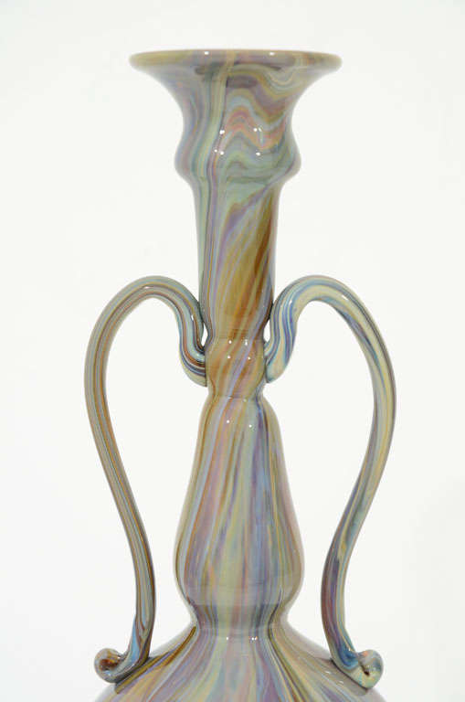 A Venetian Glass Chalcedony Glass Vase 1