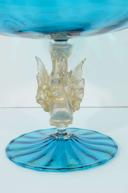 A Venetian Glass comport by Artisti Barovier for Salviati & C. For Sale 5