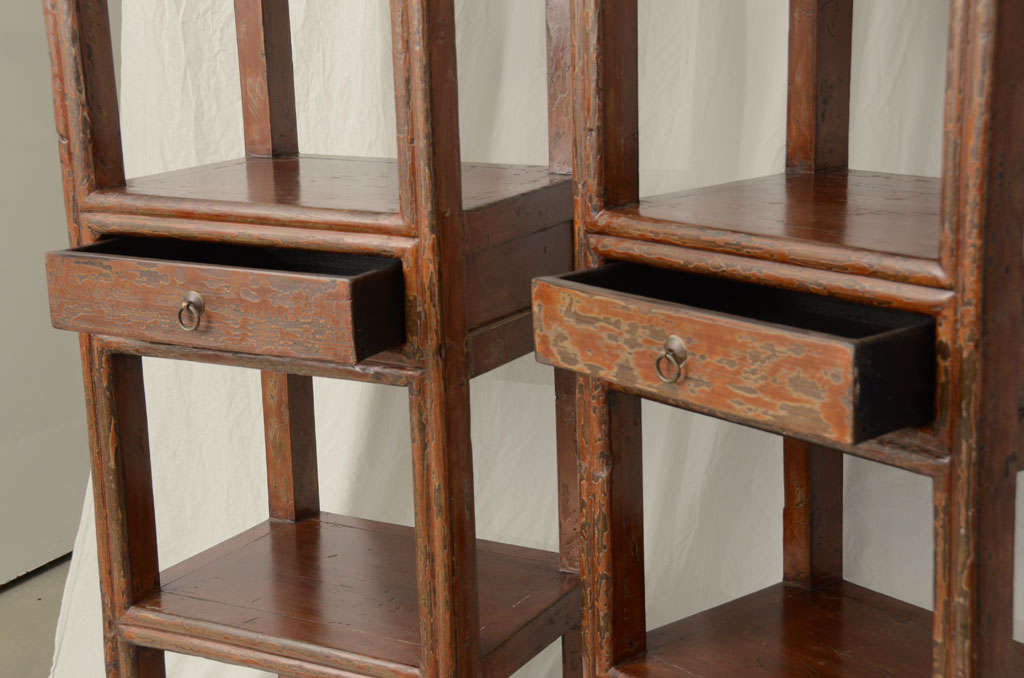 19thC. Q'ing Dynasty Jiangsu Crackle Lacquered Opened Bookcase In Excellent Condition In East Hampton, NY