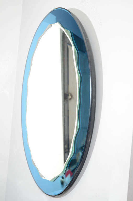 Maßgefertigter ovaler Wave-Spiegel in keramischem blauem Spiegelrahmen (amerikanisch) im Angebot