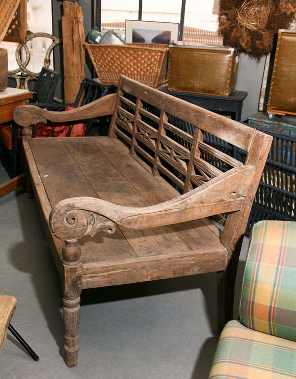 Vintage Teak Wood Bench In Excellent Condition In Sheffield, MA