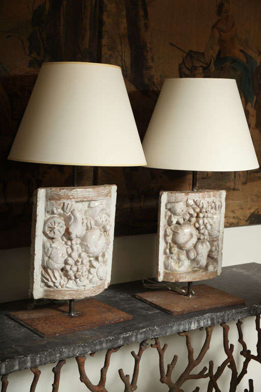 French Provincial Pair of White Faience Table Lamps with Fruit Decoration Panel For Sale