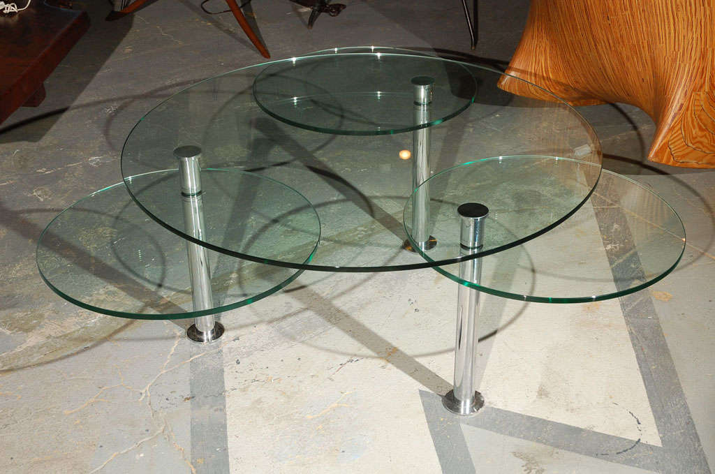 Round Coffee Table with Extensions