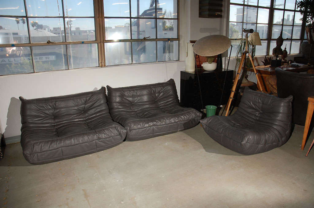 3-piece grey leather seating group