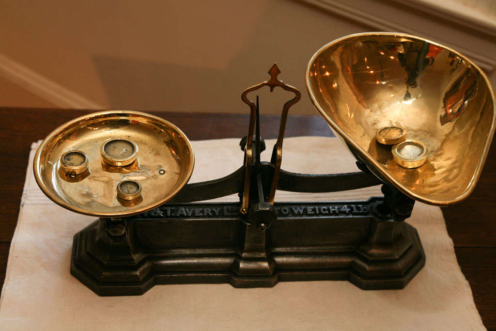 Original Avery English scale In Excellent Condition In Sheffield, MA