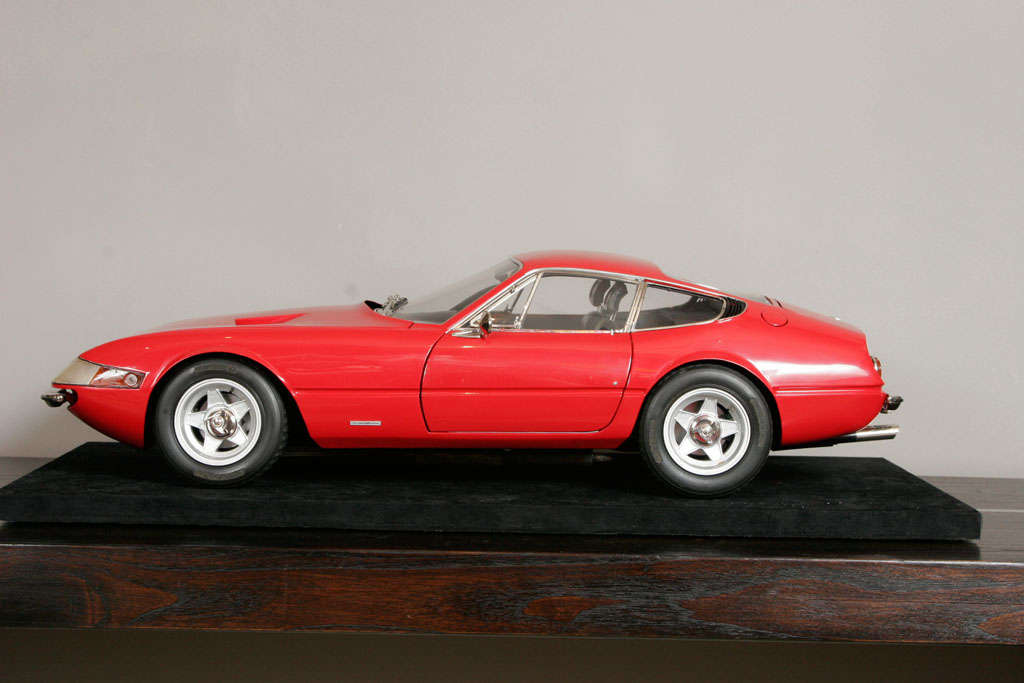 1/8 Scale Ferrari 365 GT 