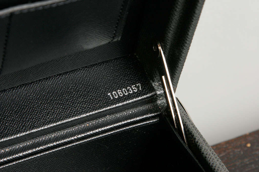 Louis Vuitton President briefcase in black taiga leather, RvceShops  Revival