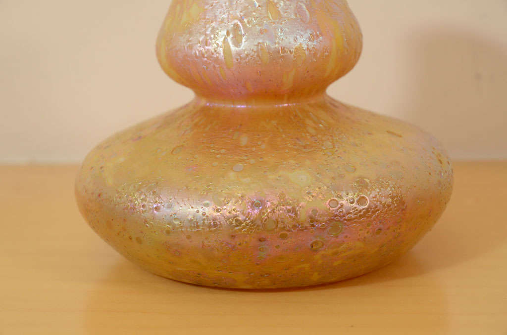 Tiffany Studios, Tiffany favrile glass Cypriote Vase. Double gourd form, signed L.C. Tiffany favrile 3071P, with the original Tiffany paper label, measuring 5