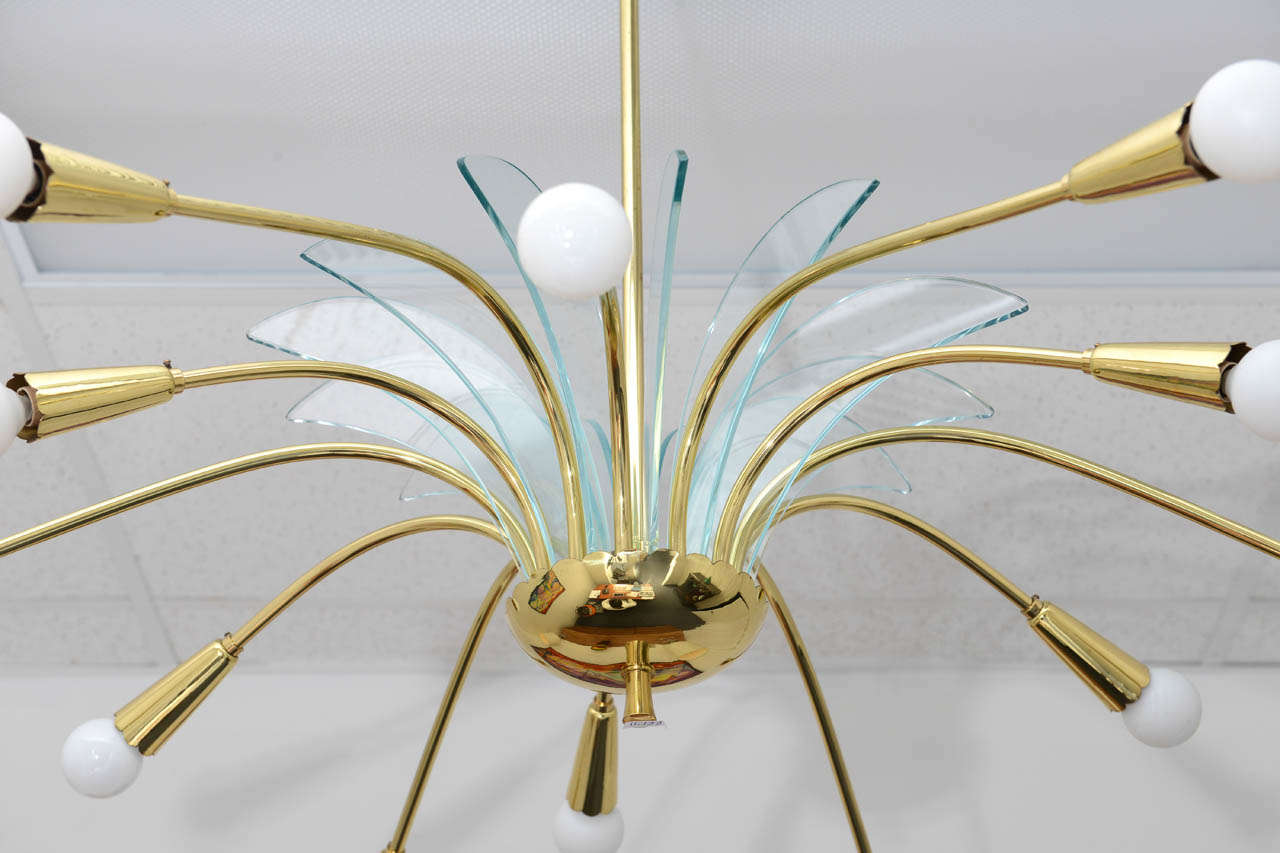 Midcentury Italian  Chandelier in STILNOVO  Style  In Good Condition In Miami, FL