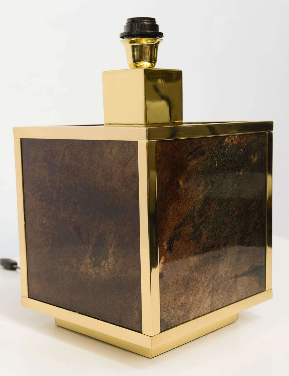 Aldo Tura Goatskin and Brass Table Lamp 5