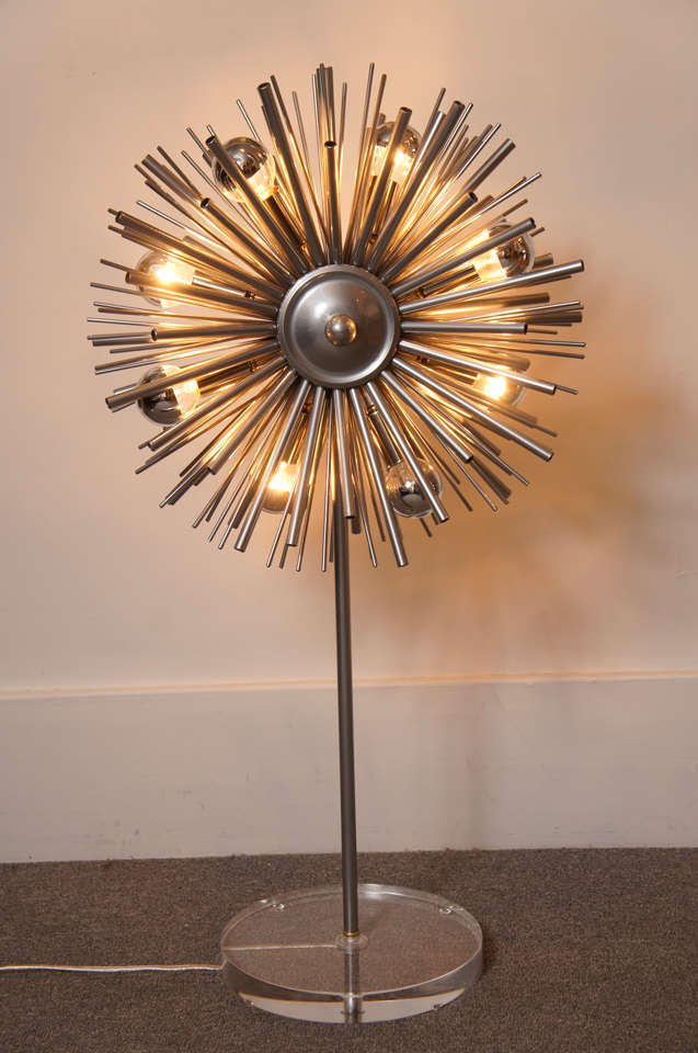 Custom Designers Original Supernova Lamp by Lou Blass, with 8 Lights In Excellent Condition For Sale In Hudson, NY