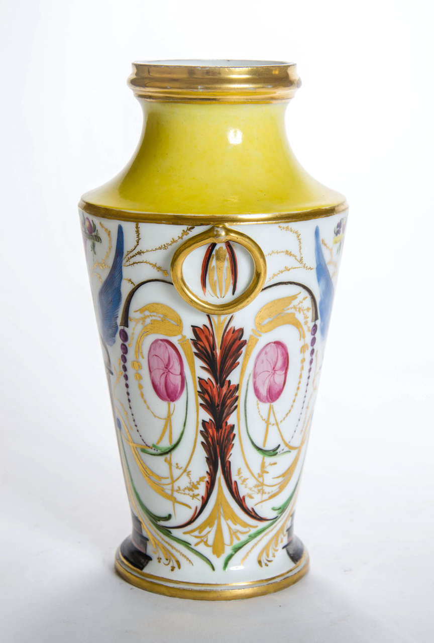 Pair of Yellow and White Ground Porcelain Vases, English, circa 1800 For Sale 3