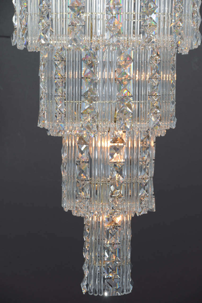 Mid-Century Modern Crystal Chandelier In Excellent Condition For Sale In Austin, TX