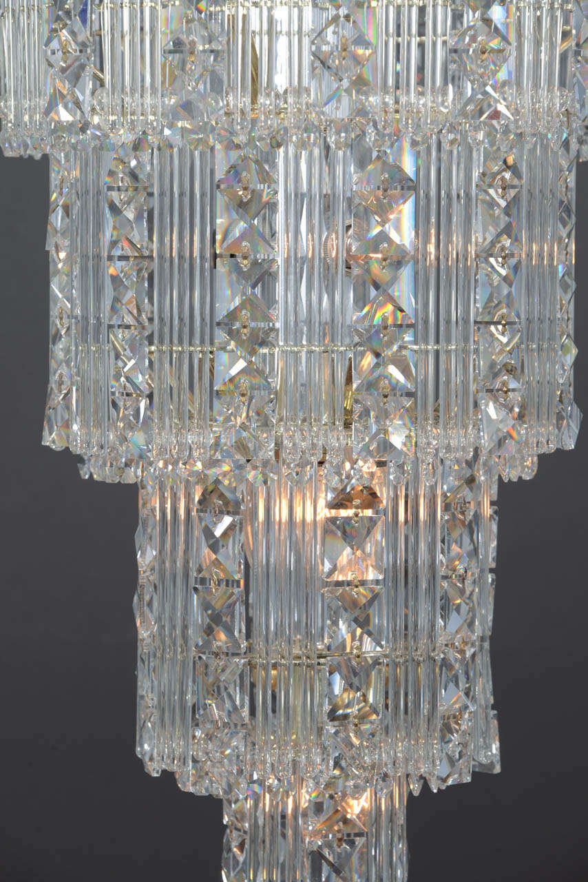 Mid-Century Modern Crystal Chandelier For Sale 2