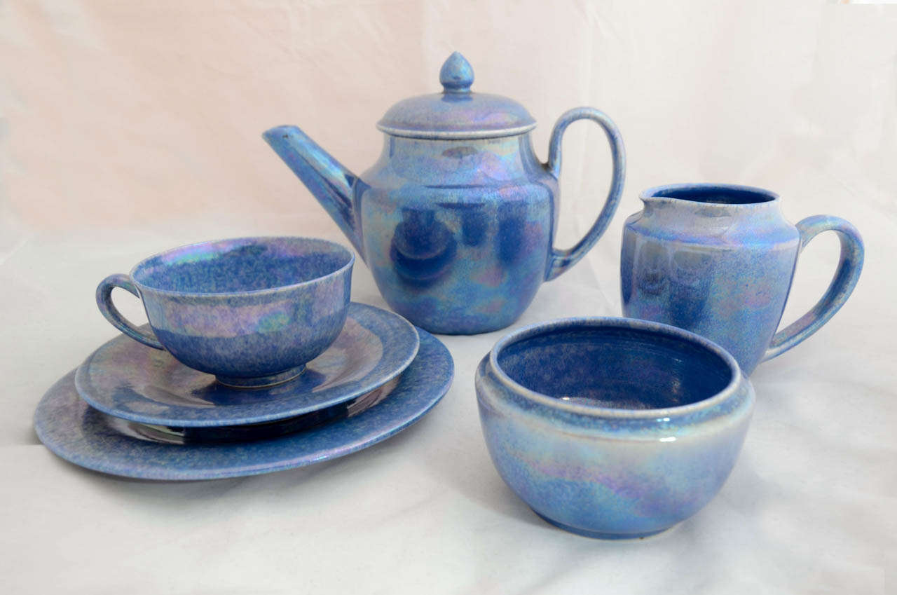 The Ruskin Pottery was established at the turn of the 20th Century by William Howson Taylor and was one of the leading Arts & Crafts potteries based in Smethwick in the English Midlands. Howson Taylor was, in particular, an innovator in coloured