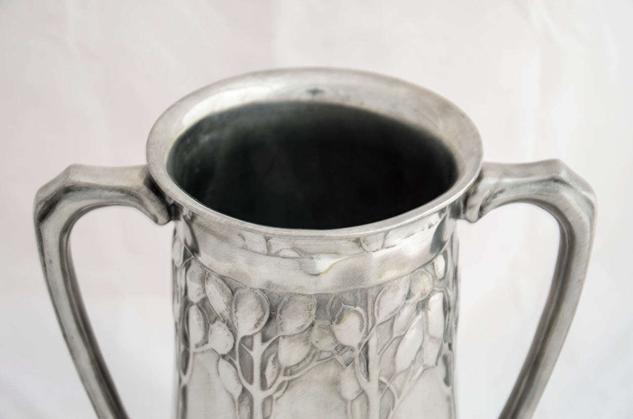 British Tudric Pewter Twin Handled Mug by David Veasey for Liberty & Co. c.1900 For Sale