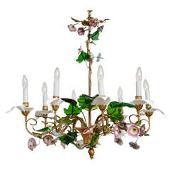 19th Century Chandelier in Porcelain, Glass and Ormolu
