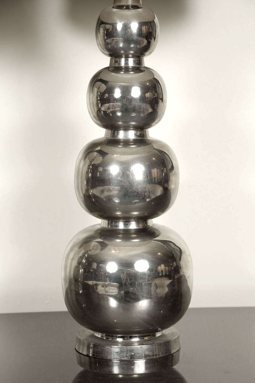 Impressive Pair Of Table Lamps Of Silvered Metal In Excellent Condition In New York, NY