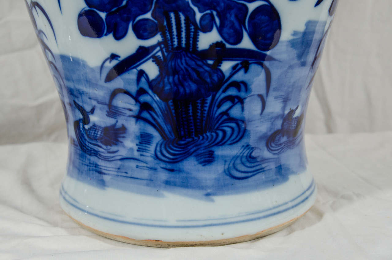  Antique Chinese Porcelain Vase Blue and White 1