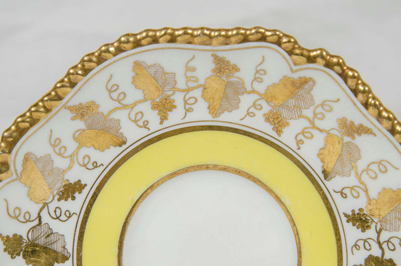  Antique Worcester Porcelain Tea Cups and Saucers Yellow and Gold  In Excellent Condition In Katonah, NY
