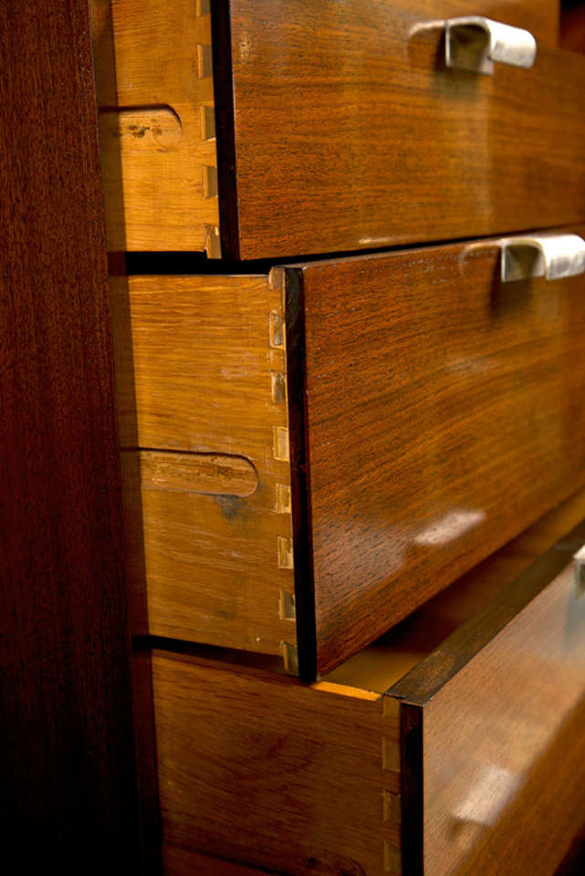 Pair of Chests of Drawers by George Nelson for Herman Miller In Excellent Condition In Stamford, CT