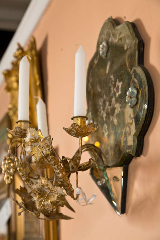 Mid-20th Century Pair of Etched Glass Shell-Form Wall Candelabras