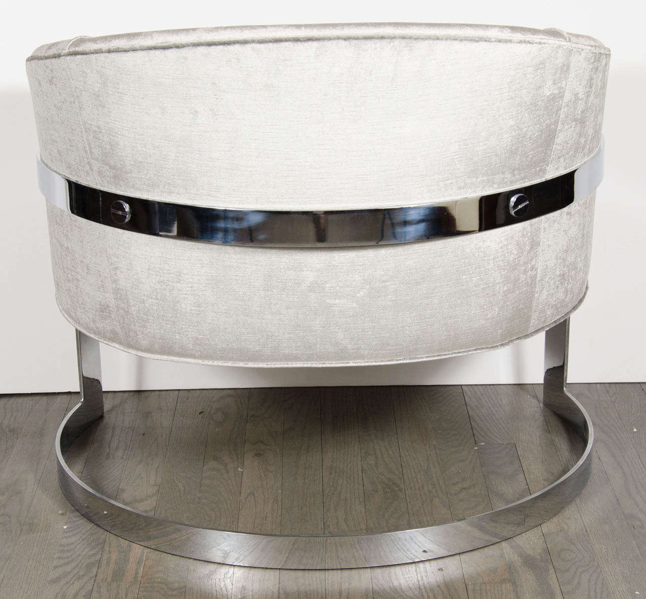 American Mid-Century Modern Pair of Modernist Semi-Circular Chrome Banded Occasional Chairs by Milo Baughman