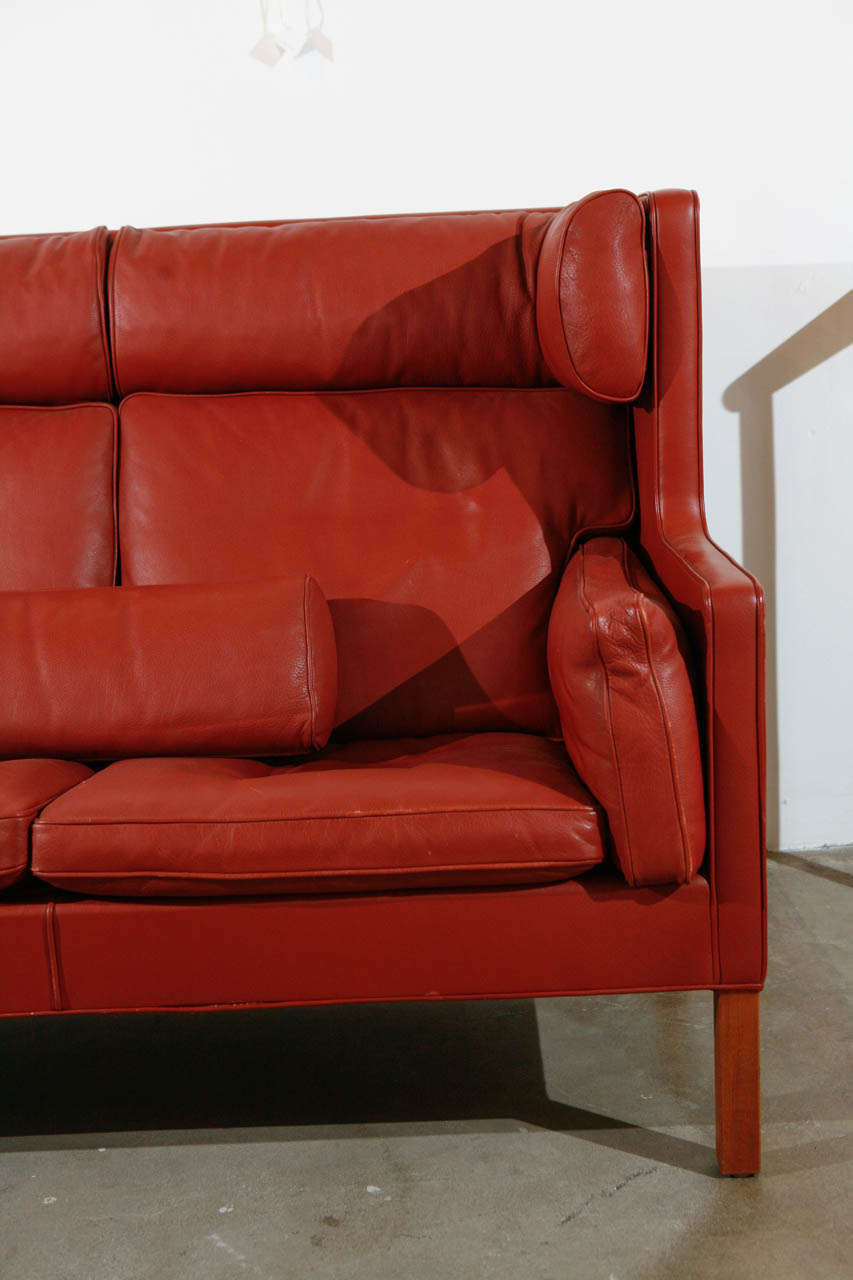 Pair of Børge Mogensen Two-Seat Coupé Sofas In Good Condition For Sale In Los Angeles, CA