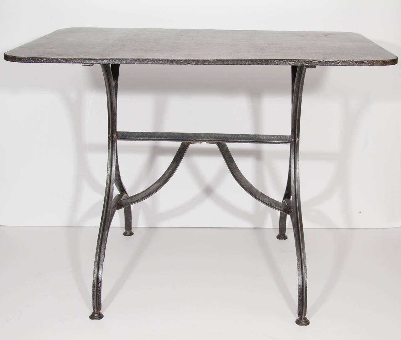 20th Century French Metal Bistro Table For Sale
