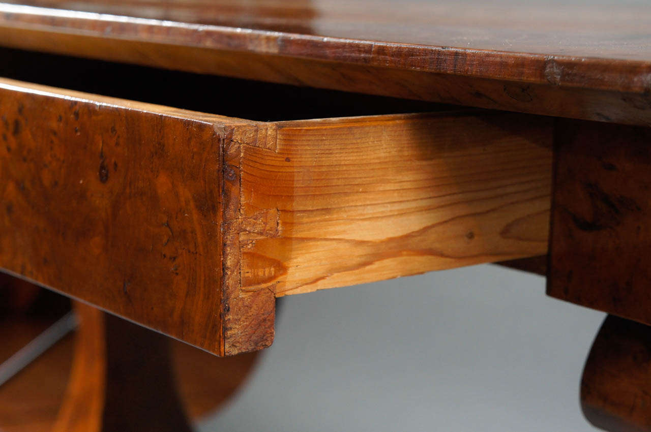 Biedermeier Desk with Burl and Inlay For Sale 3