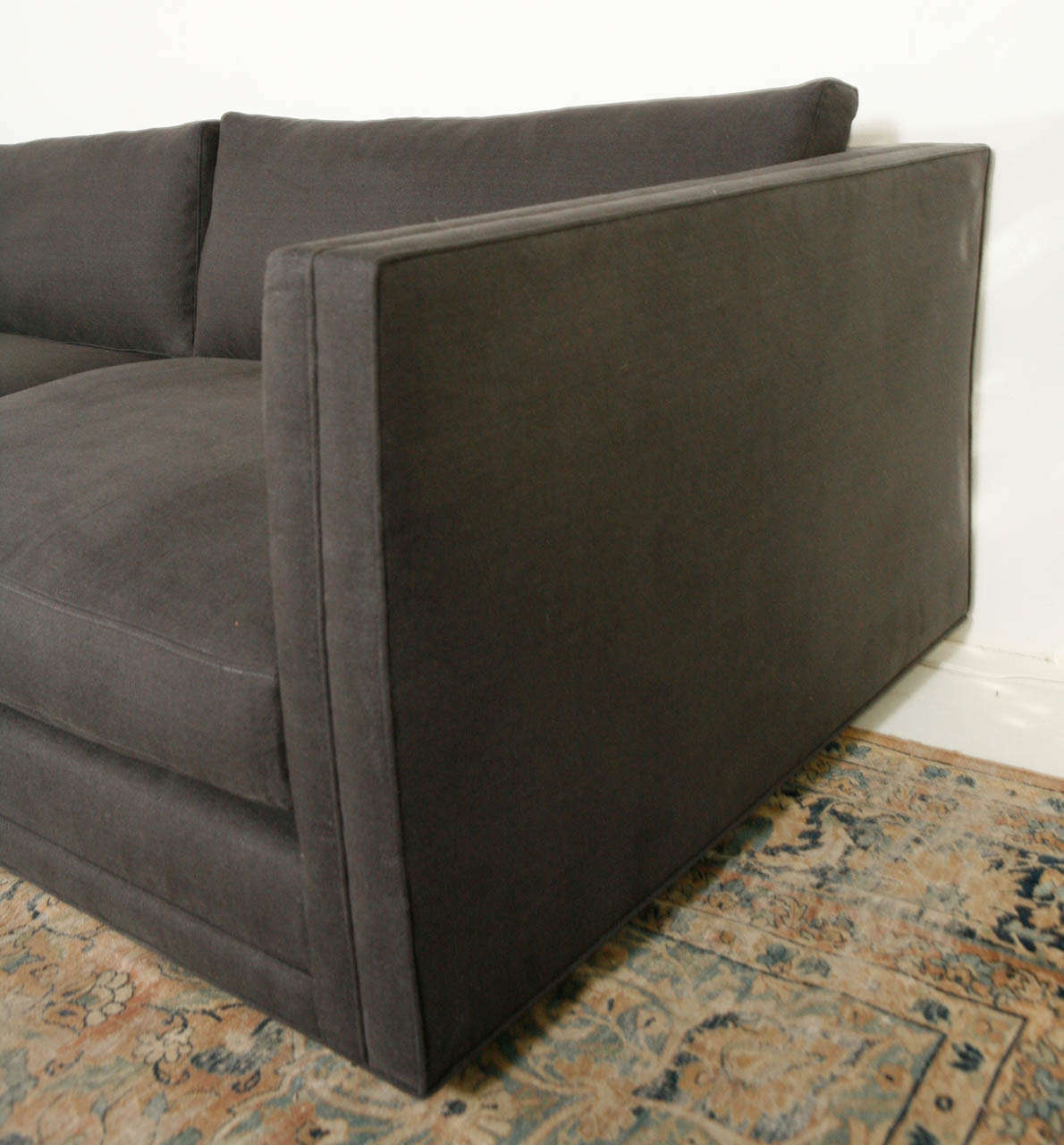 Contemporary NK Collection Modern Sofa in Grey Linen