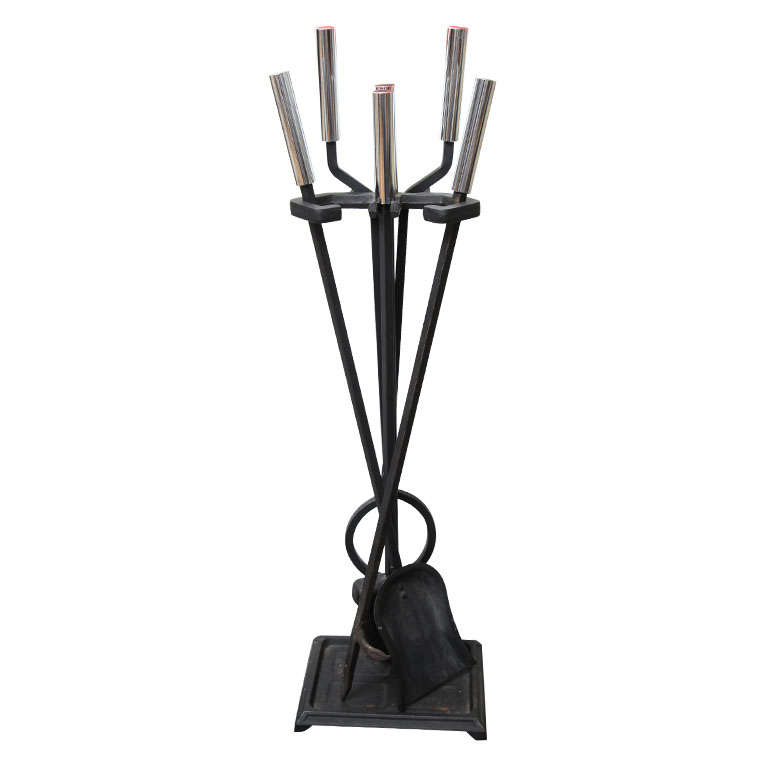 Fireplace tool set in Chrome and Black Metal