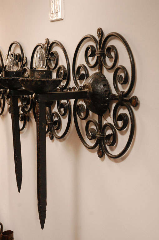 Moorish Spanish Style Wrought Iron Wall Sconces In Good Condition In North Hollywood, CA