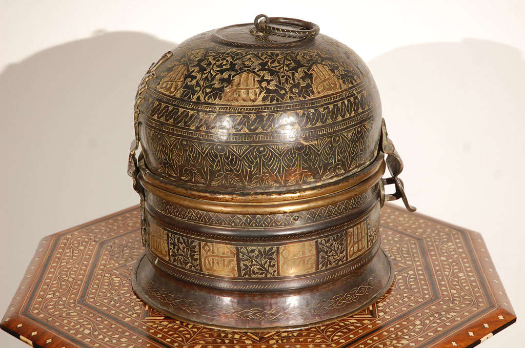 Decorative round Turkish Bronze Box with Lid 2