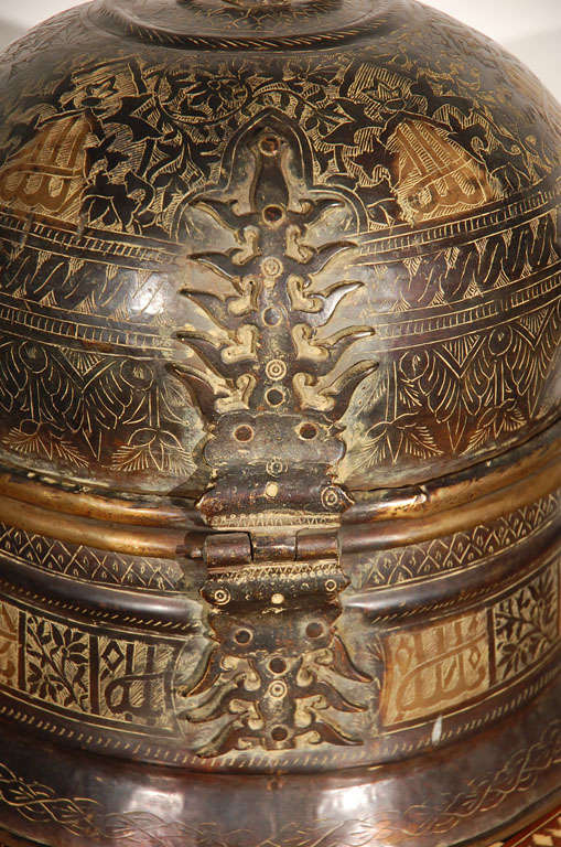 Decorative round Turkish Bronze Box with Lid 4
