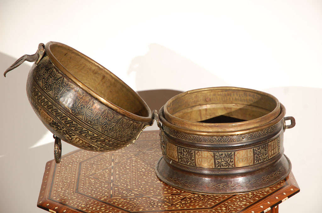 Decorative round Turkish Bronze Box with Lid 5