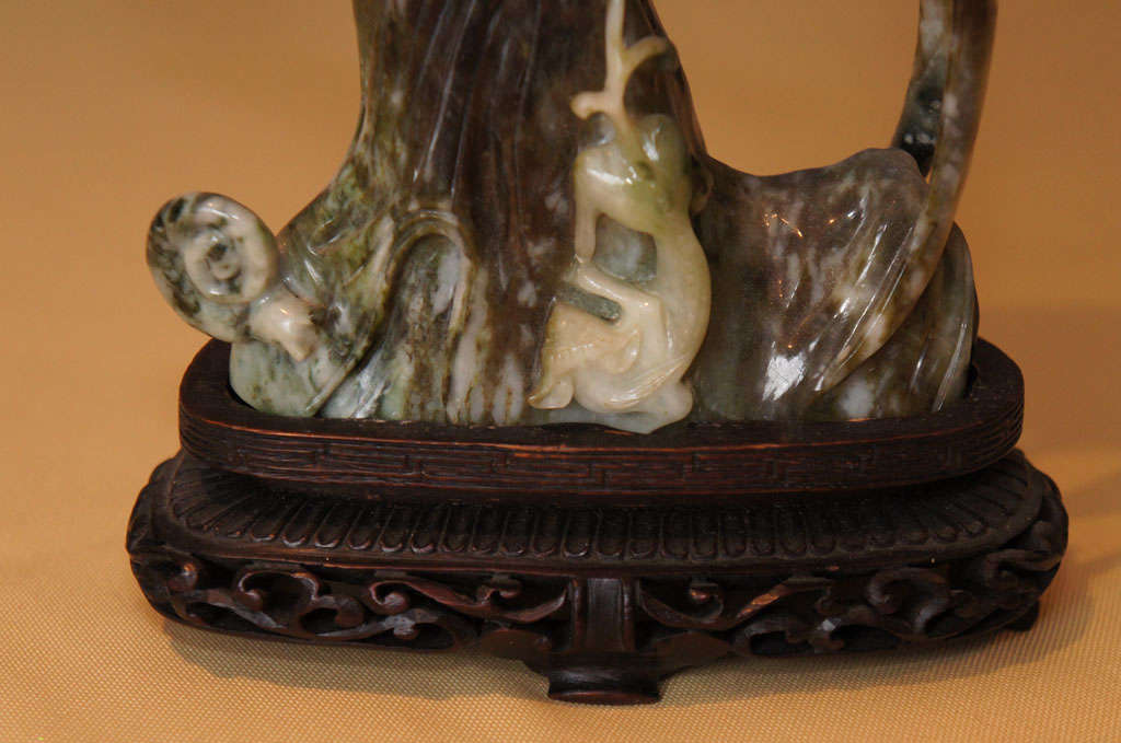 20th Century Chinese Carved Jade Bird Grouping For Sale