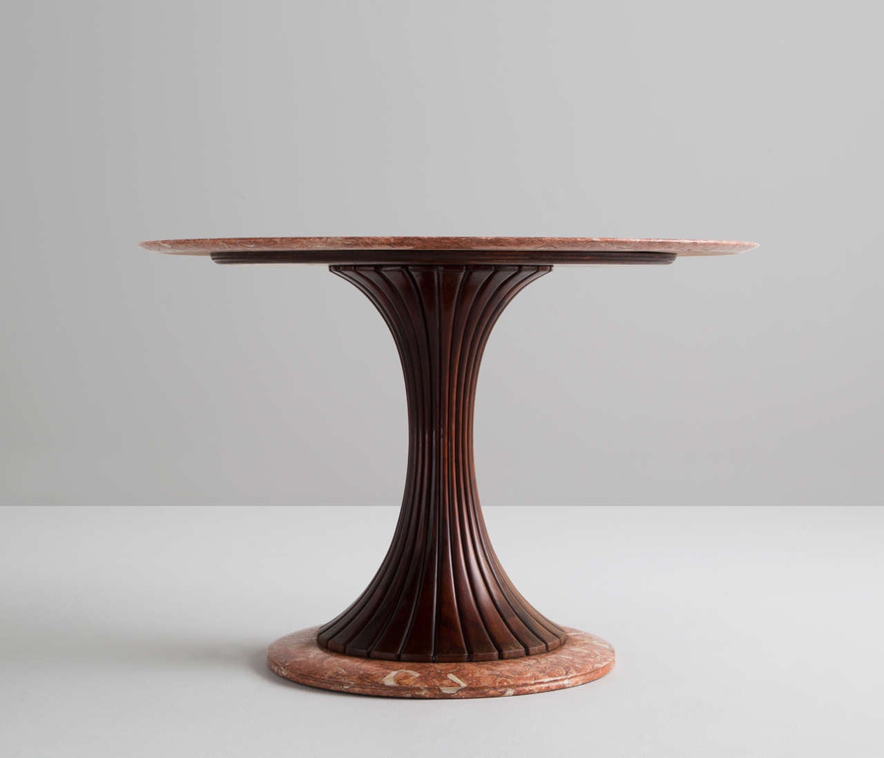 Mid-Century Modern Round Marble Dining Table by Osvaldo Borsani