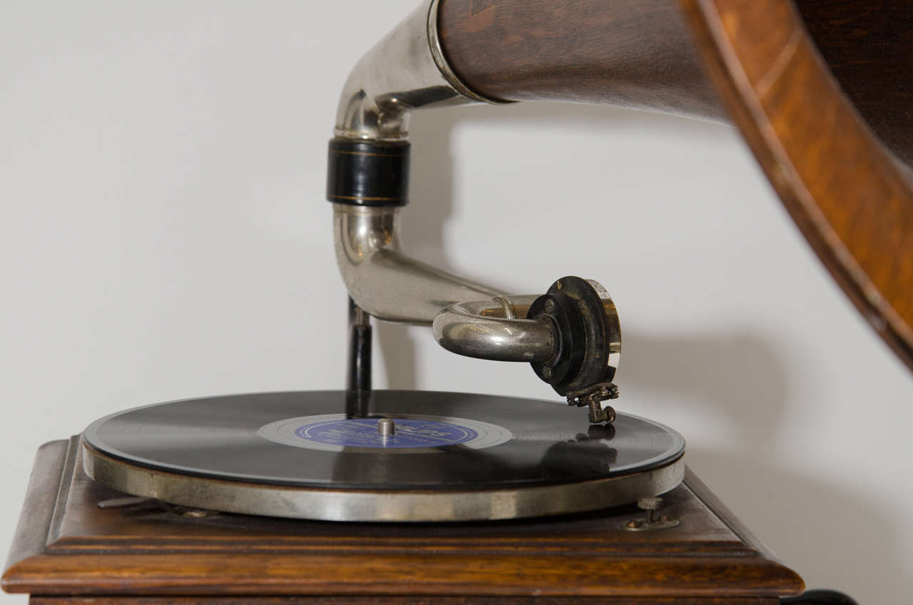 phonograph with horn