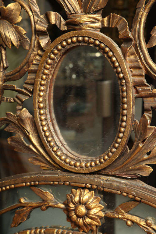18th Century and Earlier Fine Italian 18th Century Giltwood Mirror