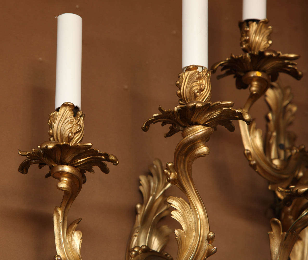 A Very Fine Quality Set of Four French Louis XV Style Wall Sconces 6