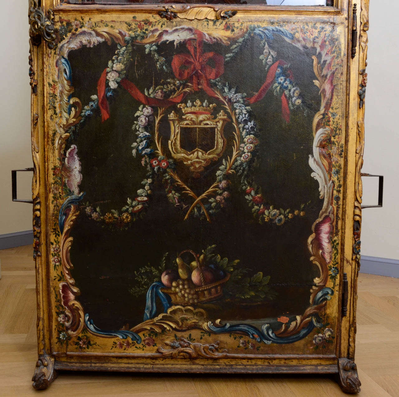 18th Century Gilded Sedan Chair 3